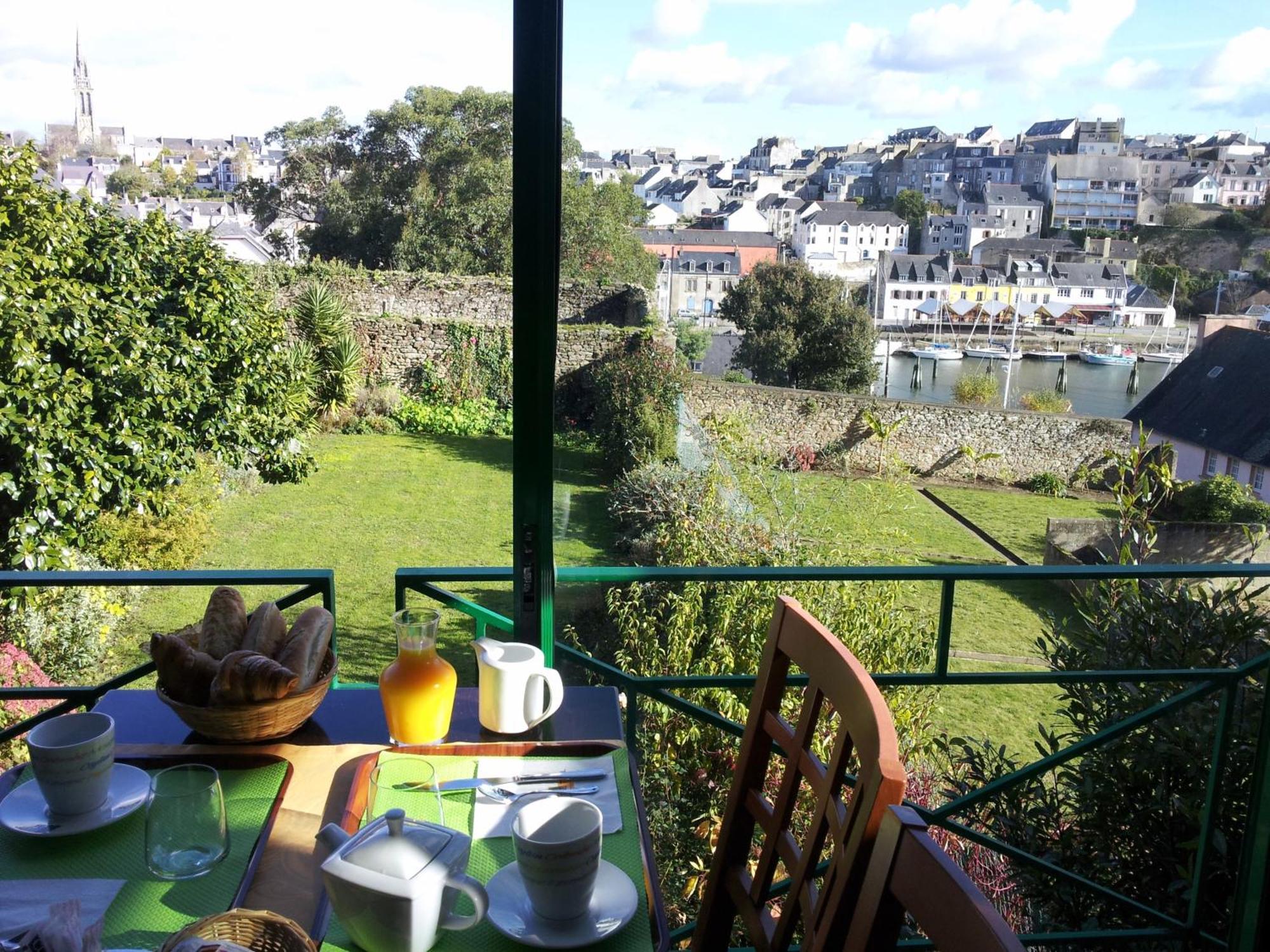 Cit'Hotel Du Port Rhu Douarnenez Exterior photo